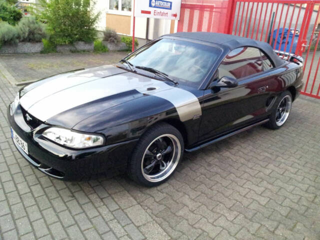 Bild 1/7 von Ford Mustang GT (1994)