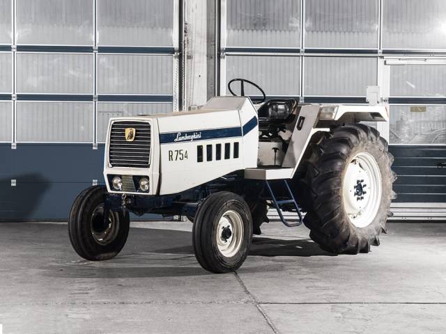 Image 1/9 of Lamborghini R 754 4x2 (1962)