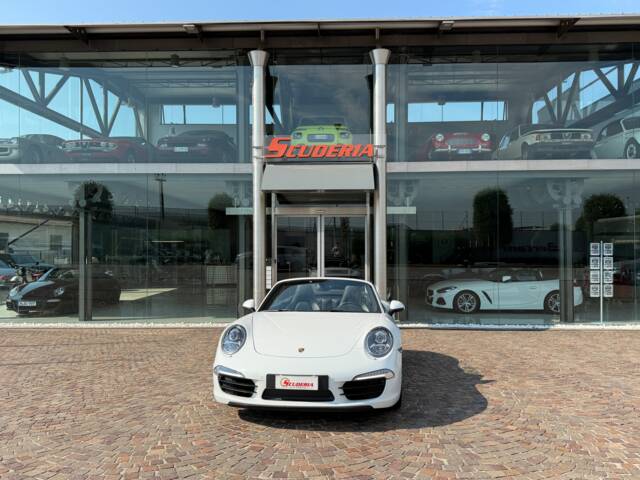 Image 1/29 of Porsche 911 Carrera (2013)