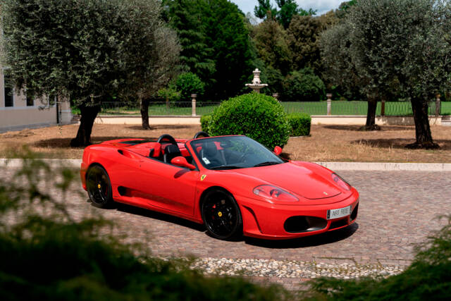Bild 1/52 von Ferrari 360 Spider (2002)