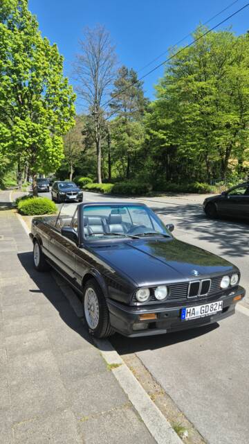 Afbeelding 1/4 van BMW 320i (1992)