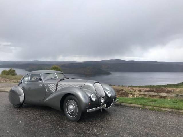 Image 1/50 of Bentley 4 1&#x2F;4 Litre Pourtout (1939)