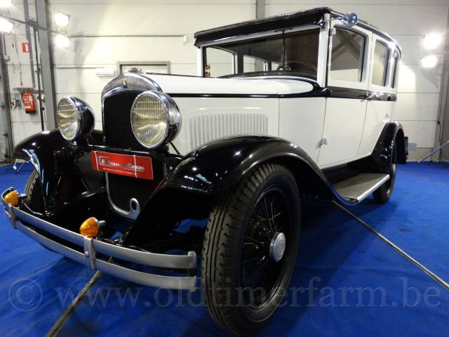 Image 1/47 of Plymouth Model U (1929)