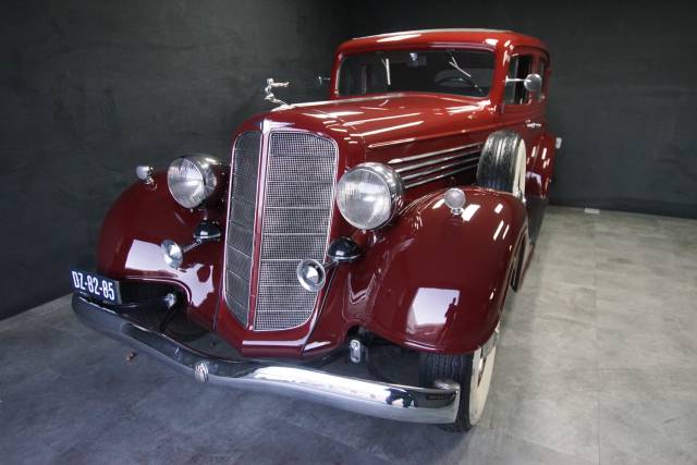 Image 1/42 of Buick Club Sedan (1935)