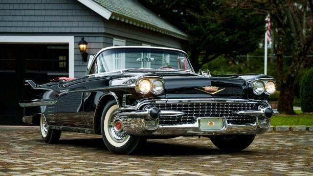Image 1/12 of Cadillac 62 Convertible (1958)