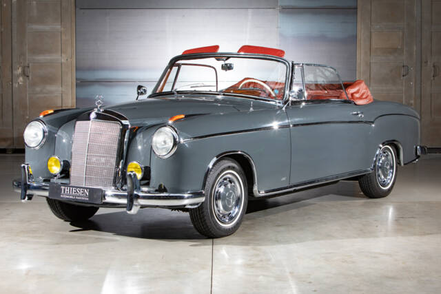 Image 1/23 de Mercedes-Benz 220 SE Cabriolet (1960)