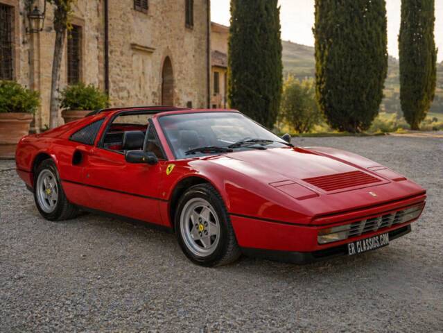 Image 1/8 de Ferrari 328 GTS (1989)