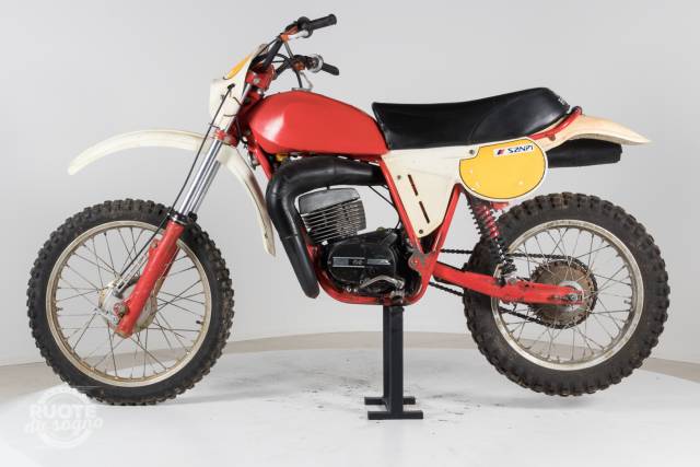 Afbeelding 1/9 van Puch DUMMY (1978)