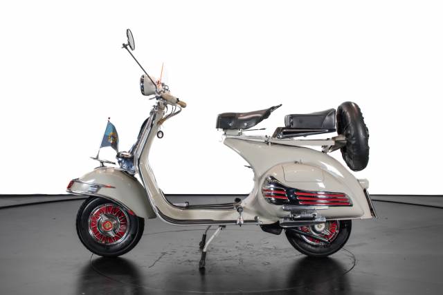 Image 1/33 of Piaggio DUMMY (1955)