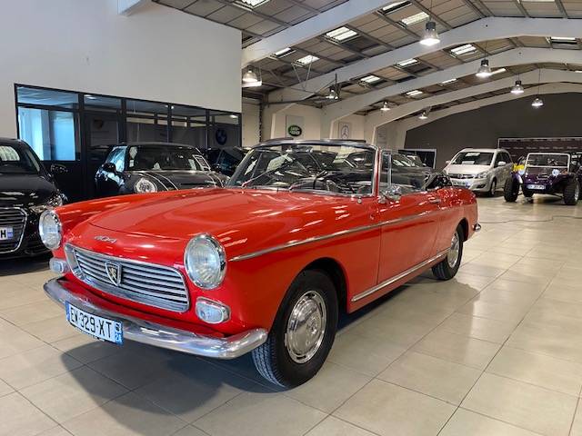 Image 1/50 of Peugeot 404 Convertible (1964)