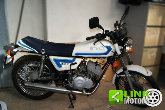 Afbeelding 1/7 van Benelli DUMMY (1991)