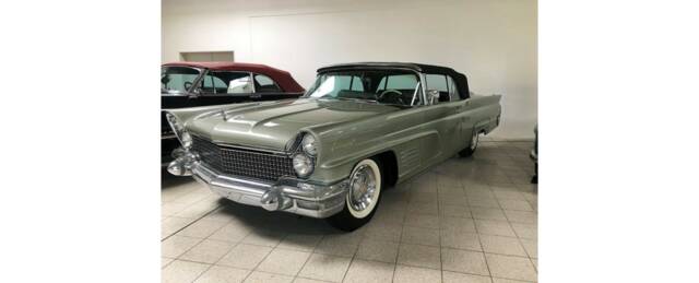 Image 1/15 of Lincoln Continental Mk V Convertible (1960)