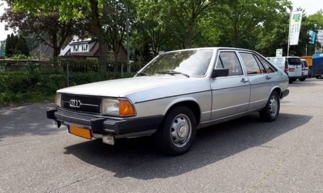 Bild 1/25 von Audi 100 5E Avant (1978)