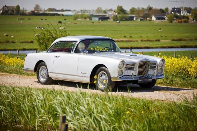 Image 1/50 of Facel Vega FV4 (1958)