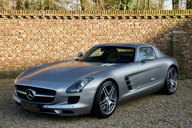 Image 1/50 de Mercedes-Benz SLS AMG (2011)