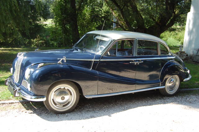 Afbeelding 1/9 van BMW 502 - 3.2 Litre Super (1961)