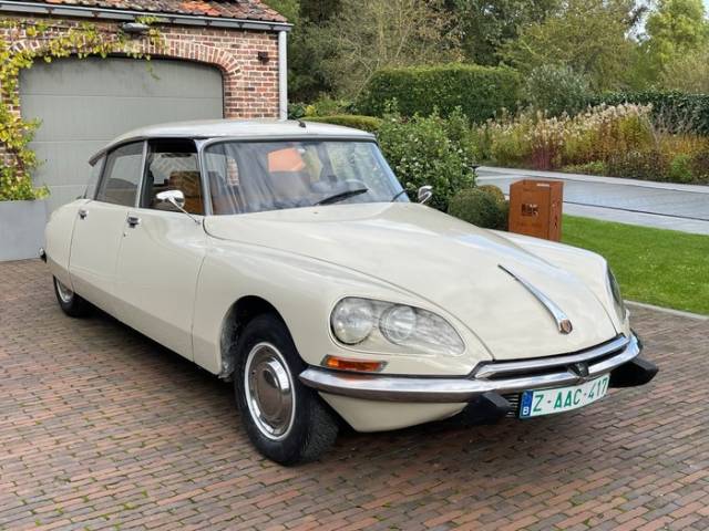 Imagen 1/7 de Citroën DS 23 (1973)