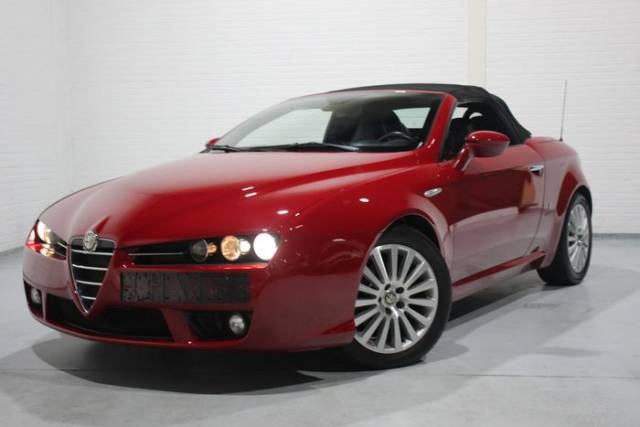 Afbeelding 1/9 van Alfa Romeo Spider 2.2 JTS (2007)