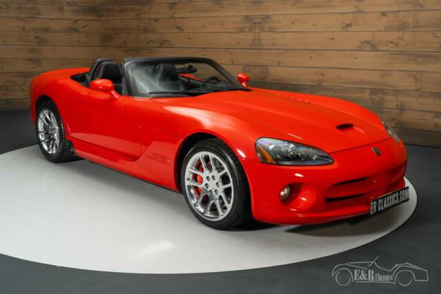 Image 1/6 of Dodge Viper SRT10 (2004)