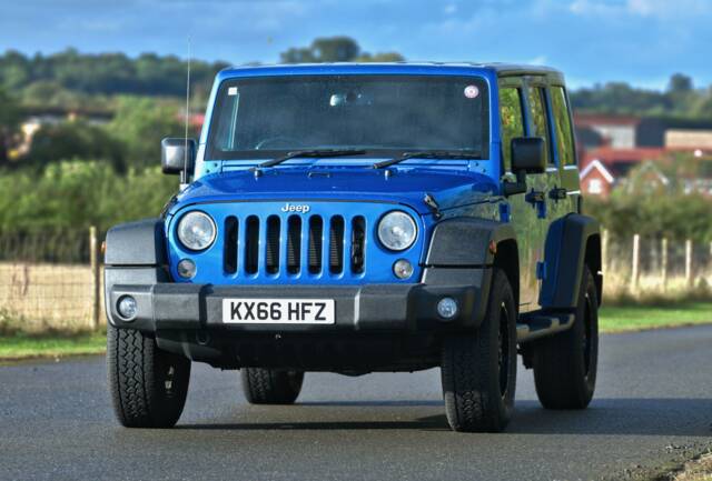 Image 1/50 of Jeep Wrangler 3.8 "75th Aniversary" (2016)