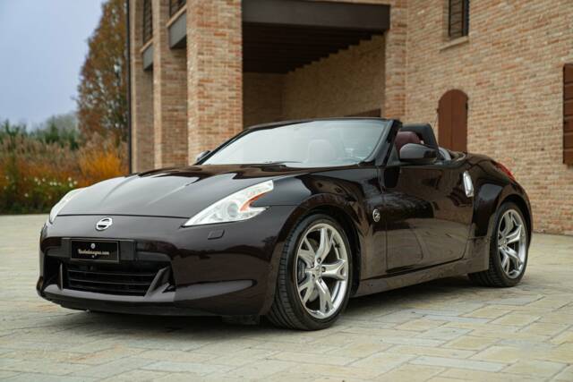 Image 1/50 de Nissan 370Z Roadster (2010)