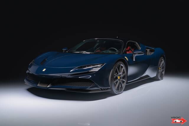 Image 1/5 of Ferrari SF90 Assetto Fiorano (2021)