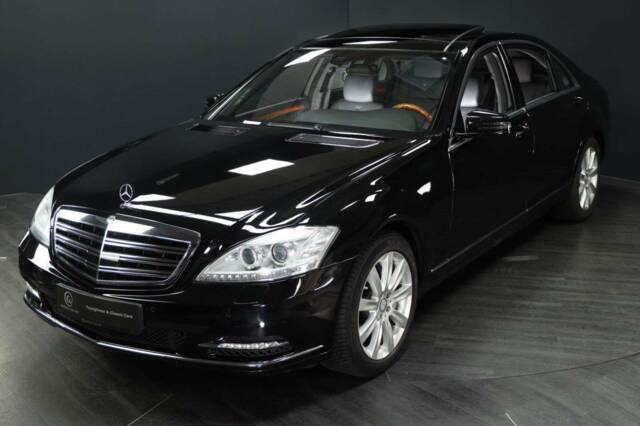 Immagine 1/30 di Mercedes-Benz S 600 L (2010)