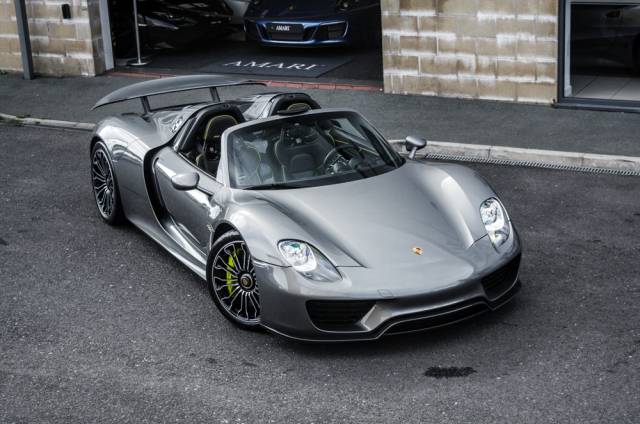 Image 1/28 of Porsche 918 Spyder (2015)