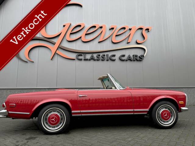 Image 1/36 of Mercedes-Benz 280 SL (1968)
