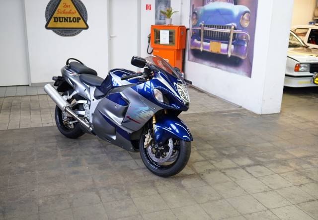 Bild 1/22 von Suzuki DUMMY (2007)