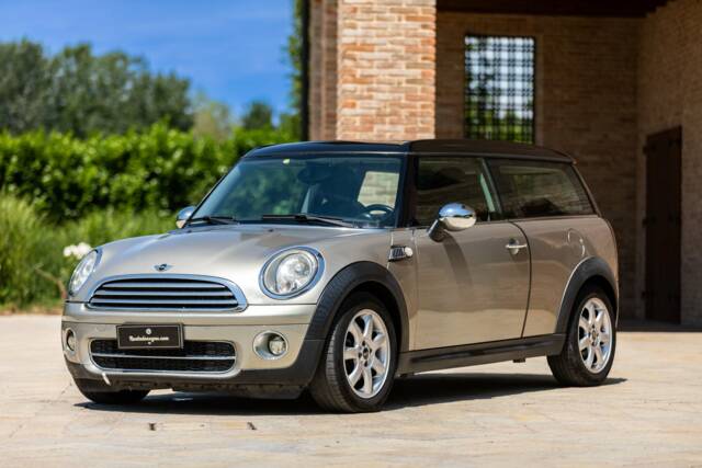 Image 1/50 of Mini Cooper D Clubman (2010)