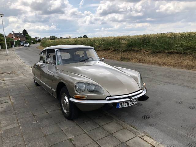 Bild 1/12 von Citroën DS 23 Pallas IE (1973)