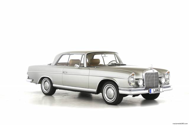 Image 1/50 of Mercedes-Benz 300 SE (1967)