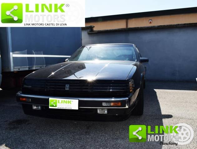 Image 1/9 of Oldsmobile Eighty Eight Royale Brougham (1989)