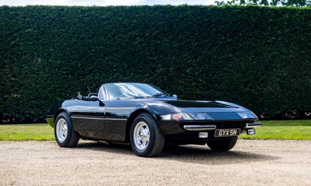 Image 1/22 of Southern Roadcraft SR V12 (1975)