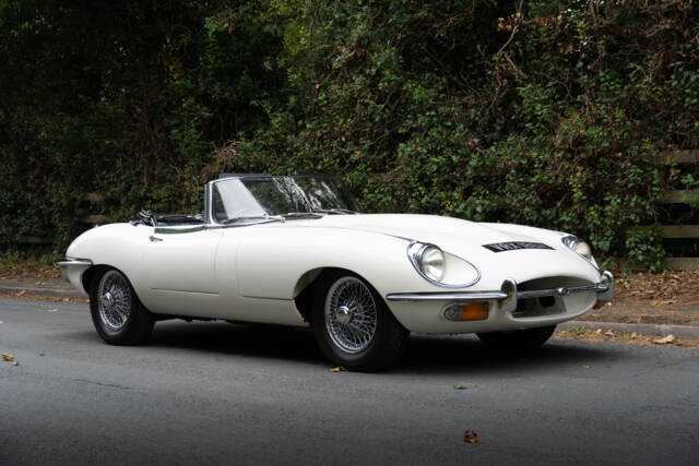 Image 1/17 de Jaguar E-Type (1969)
