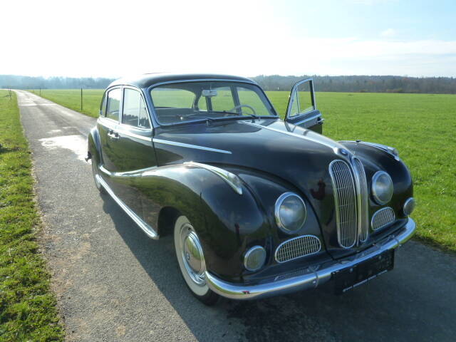 Image 1/61 of BMW 501 V8 (1957)