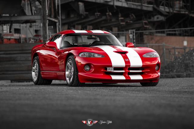 Image 1/15 of Chrysler Viper GTS (2000)