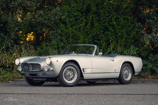 Image 1/14 of Maserati 3500 GTI Spyder Vignale (1962)