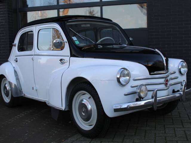 Imagen 1/8 de Renault 4 CV (1960)