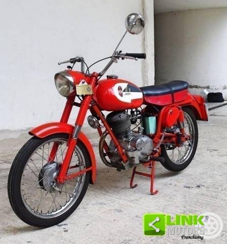 Image 1/10 of Gilera DUMMY (1965)