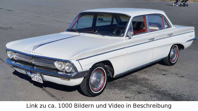 Image 1/20 of Oldsmobile F-85 (1962)