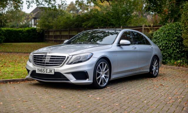 Bild 1/43 von Mercedes-Benz C 63 S AMG (2015)