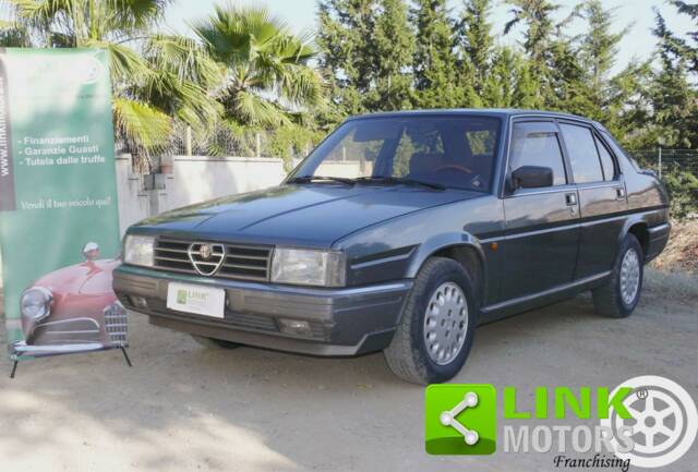 Image 1/7 de Alfa Romeo 90 2.0 (1985)