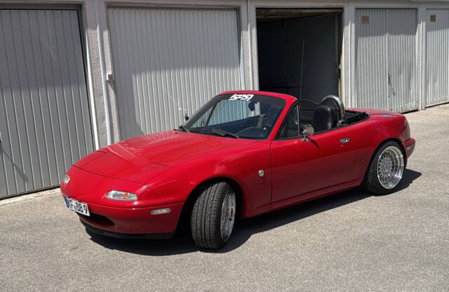 Image 1/7 of Mazda MX-5 1.6 (1991)
