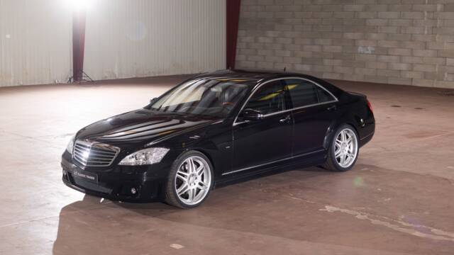 Bild 1/128 von Mercedes-Benz S 500 BlueEFFICIENCY (2011)