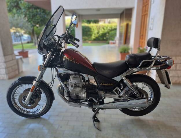 Bild 1/34 von Moto Guzzi Nevada 750 (1998)