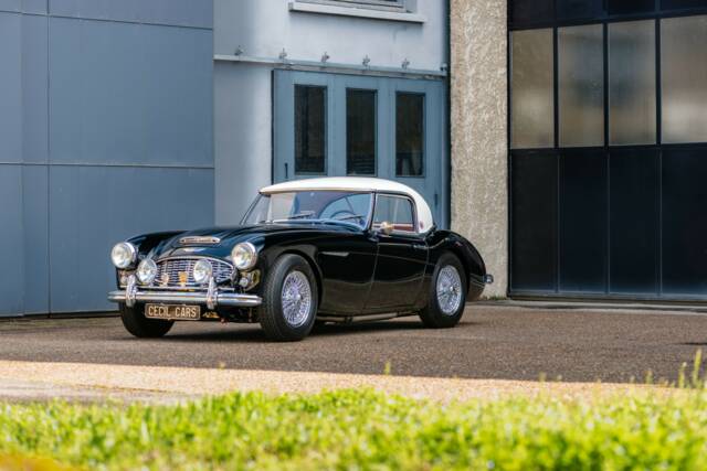 Image 1/50 of Austin-Healey 3000 Mk II (BN7) (1962)