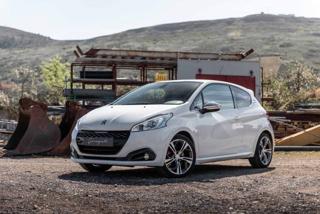 Image 1/26 of Peugeot 208 GTi 1.6 THP (2018)