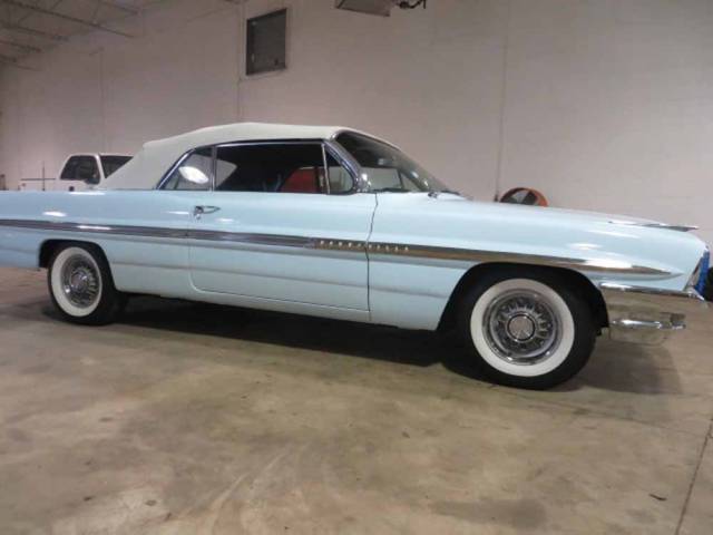 Bild 1/50 von Pontiac Bonneville (1961)